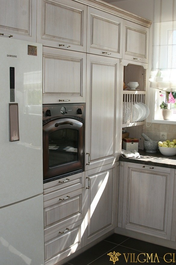 klasikiniai virtuves baldai Ingridosvirt21.jpeg